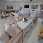 Apartamentos Las Americas